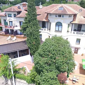 Ruža Hotel